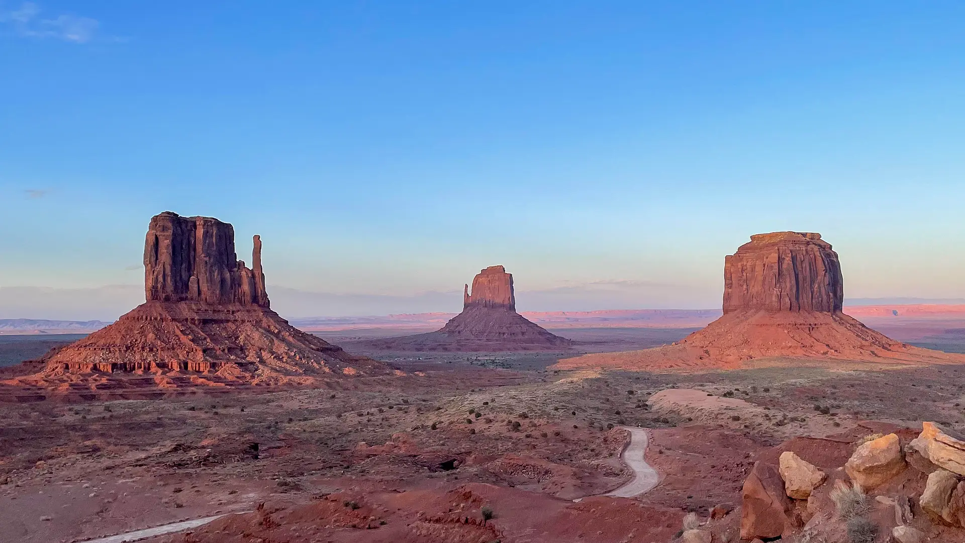 Dolina Monumentów na granicy stanów Utah i Arizona