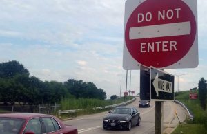 Zjazd-z-autostrady-one-way