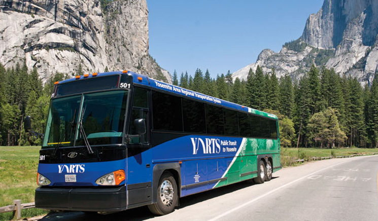 Wizyta w Parku Yosemite zimą. 6 Autobusy YARTS - Yosemite Area Regional Transportation System