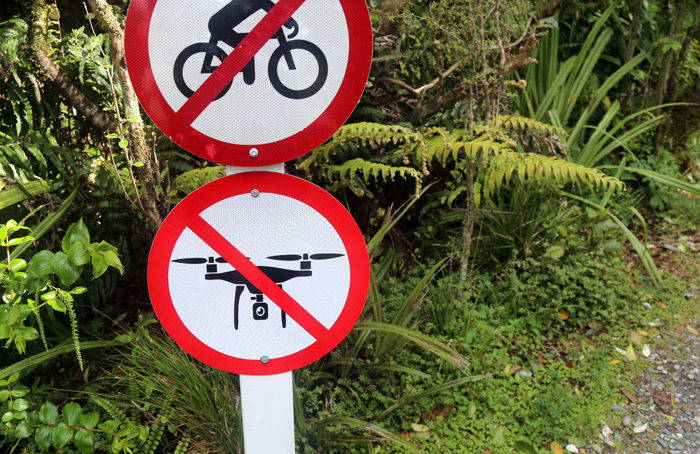 Zakaz-lotu-dronami- USA