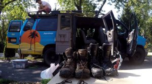 Busem-przez-swiat-buty