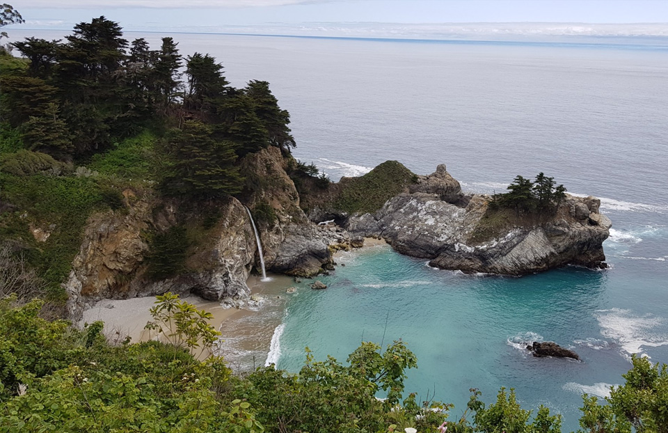 Kalifornia-McWay-Falls-Wodospad-Jedynka