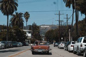 napis-Hollywood-w-Kalifornii