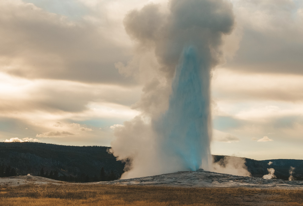Gejzer który koniecznie trzeba zobaczyć w Yellowstone